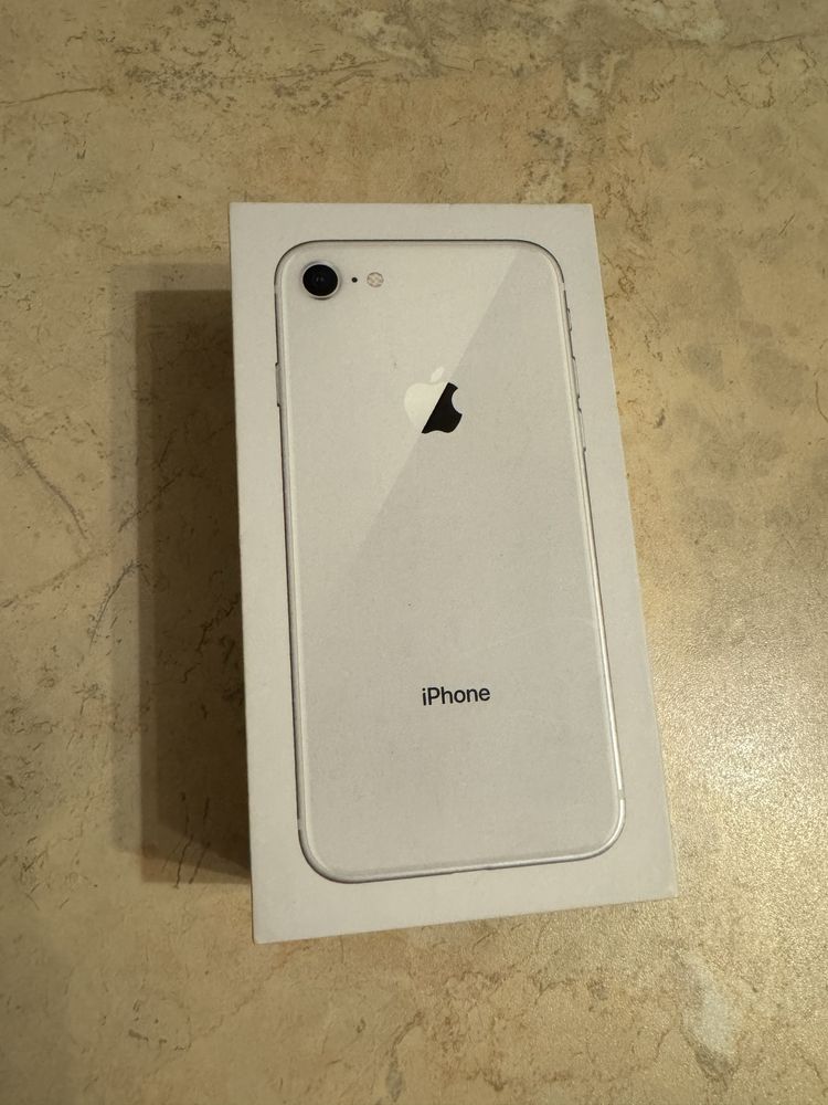 Iphone 8 silver 64 gb