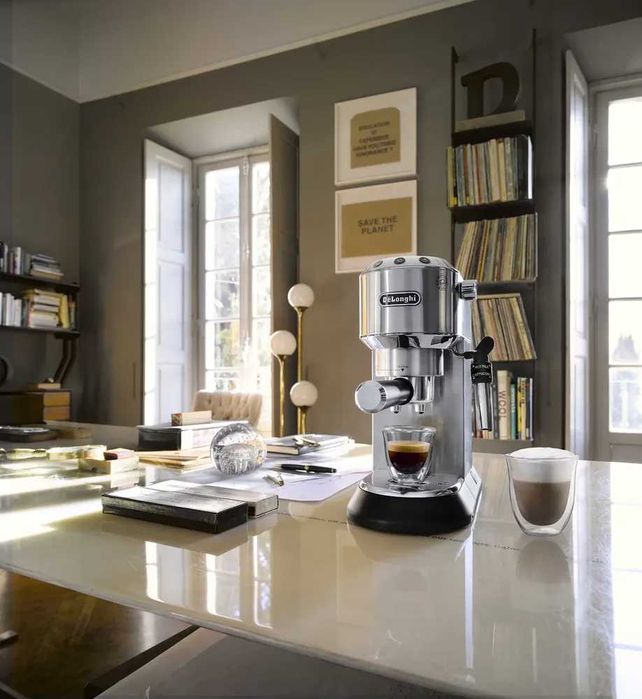 Кофеварка De'Longhi EC685.M Dedica Style для истинных ценителей кофе