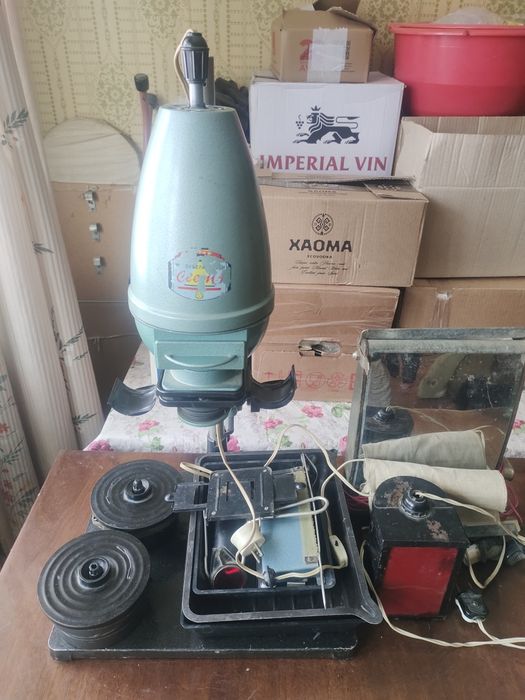 Продам фотоувеличитель