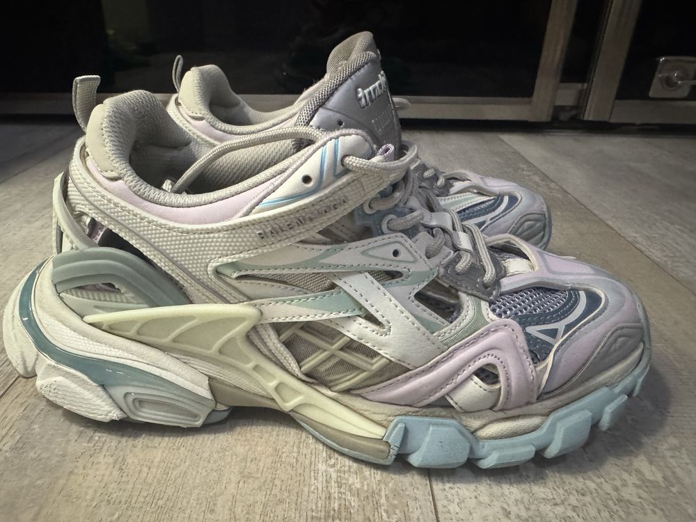 Сникърси на Balenciaga