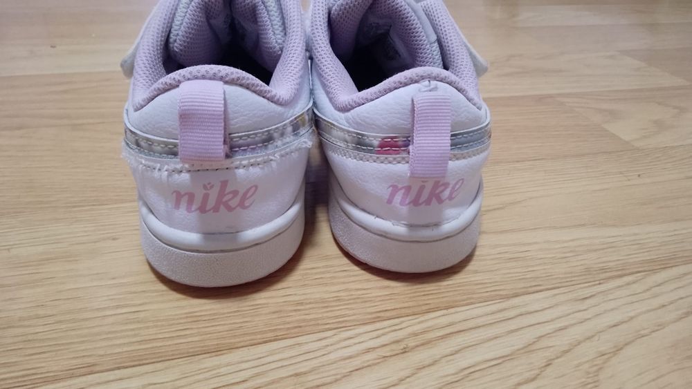 Adidssi Nike de Fetite nr 33.originali