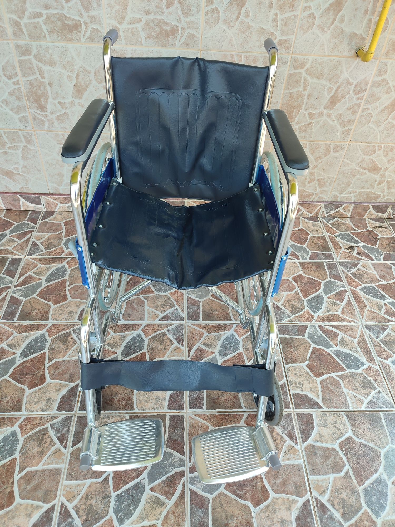 Cărucior cu rotile