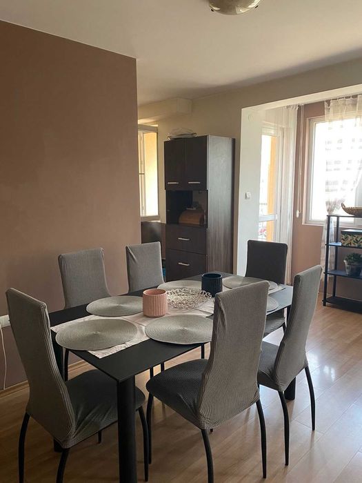 Тристаен апартамент под наем в кв. Кючук Париж