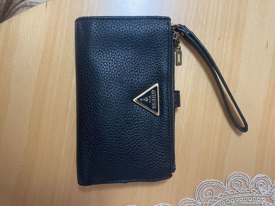 Guess оригинално портмоне