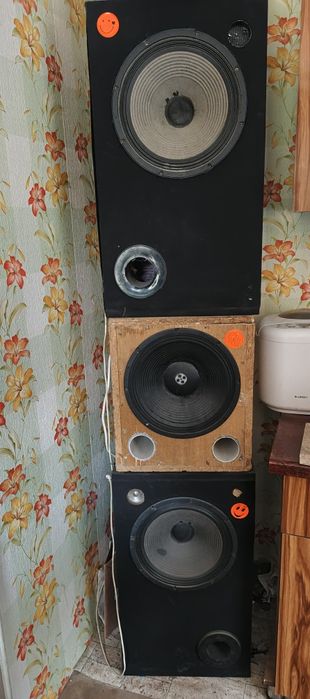 Продам колонки с усилителем