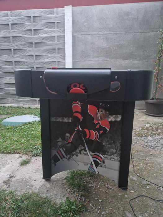 Vând masă gaming air hokey
