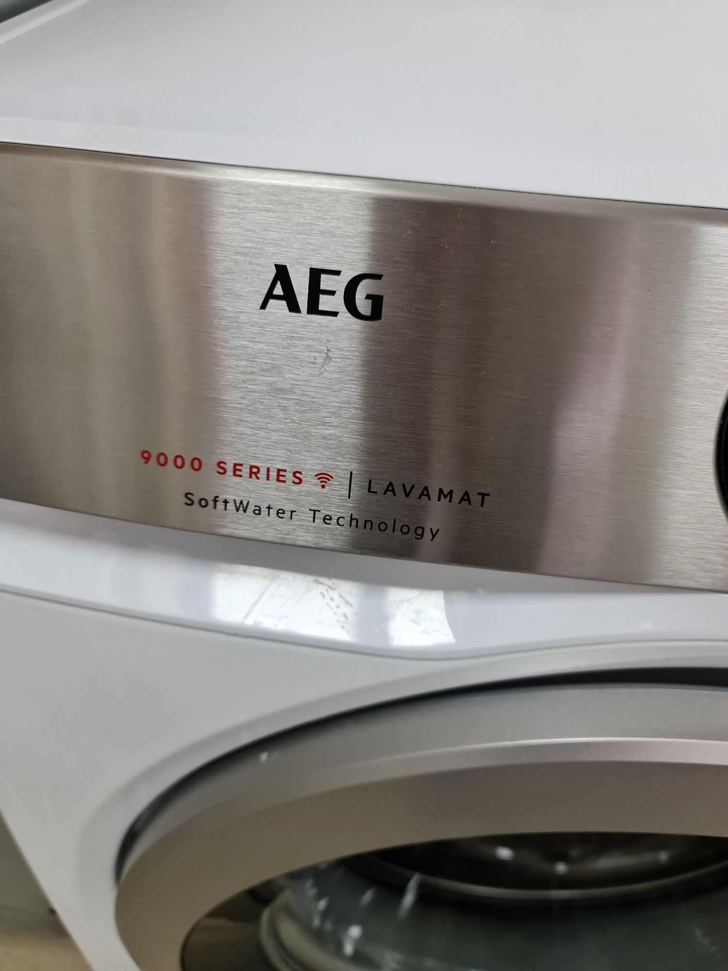 Пералня AEG ProSteam Technology  L9FEP968A  9кг A+++  Wi-Fi