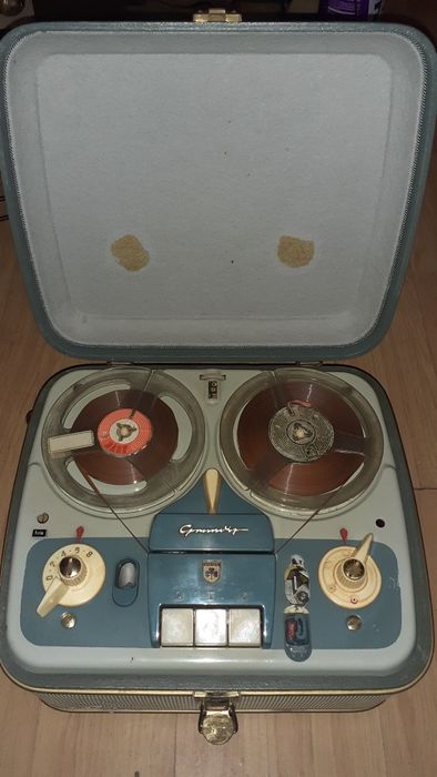 Magnetofon Grundig TK28