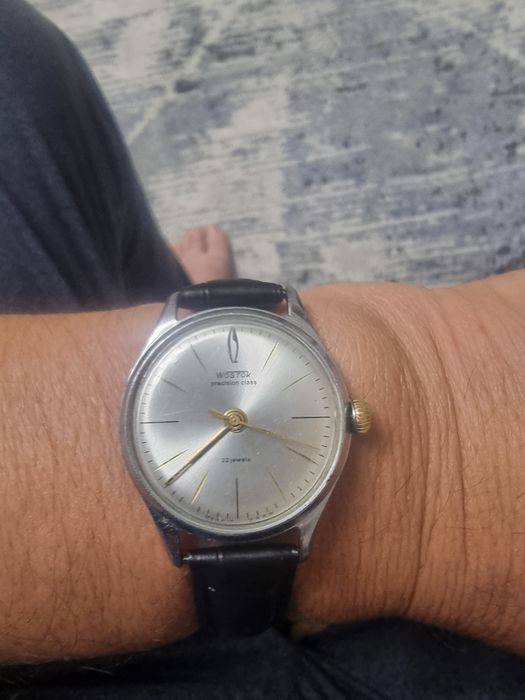 Часы Восток прецизионные