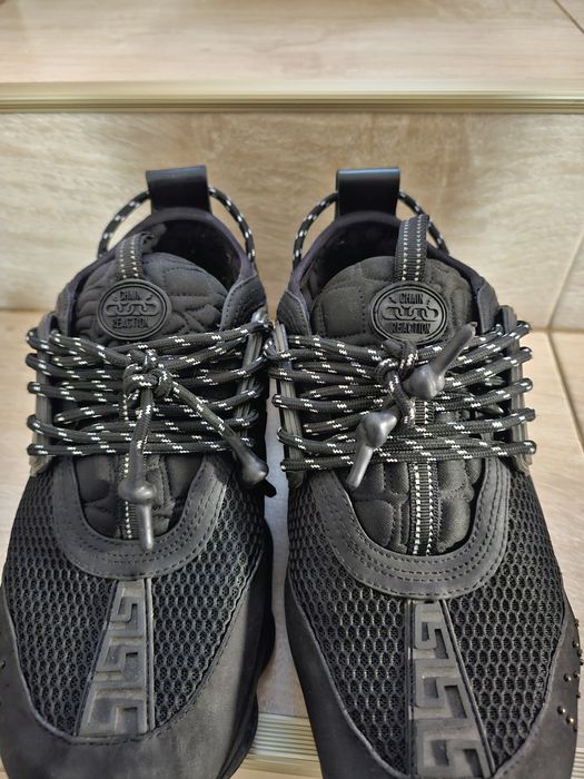 Versace chain reaction black