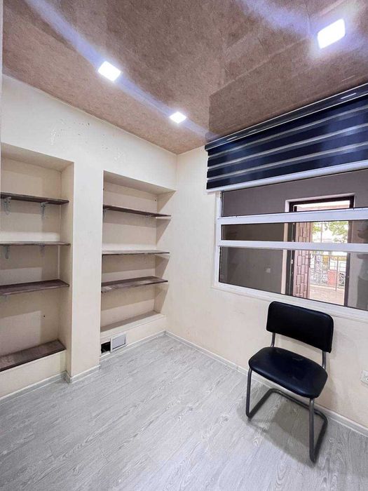 Сдается помещение под офис с мебелью,  по ул Нукусская.