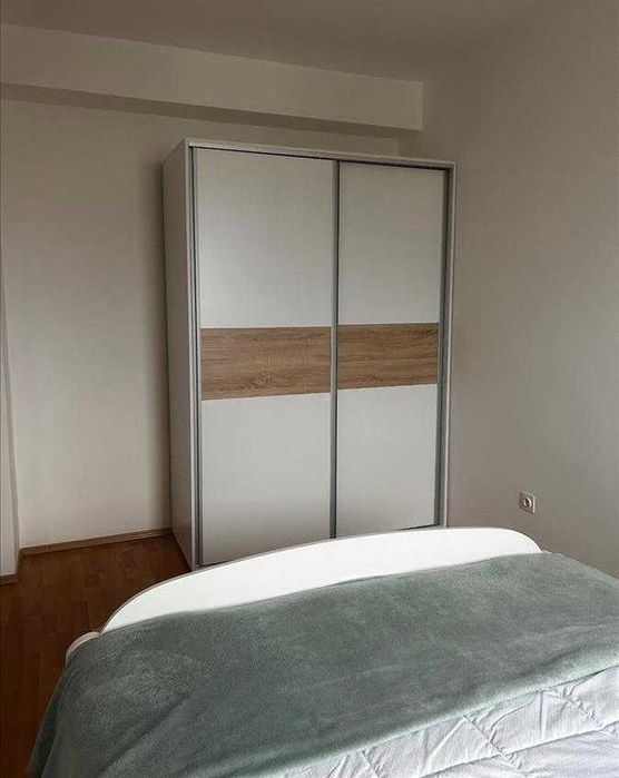 Дава се под наем Двустаен апартамент в Бургас, Лазур - 57 кв.м за 204 € - Снимка #1