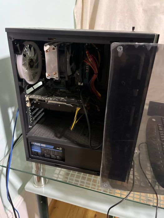 Kompyuter na stolniy