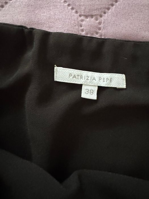 Пола Patrizia Pepe