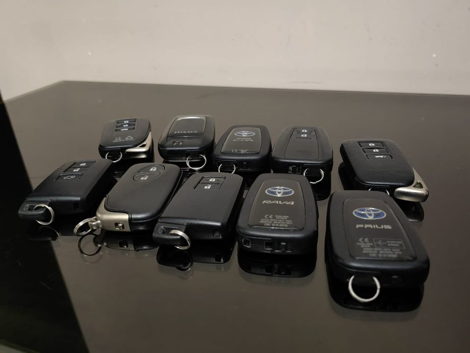 Cheie Lexus / Toyota Corolla Auris Aygo Rav4 C-HR Prius Hillux Lx300H