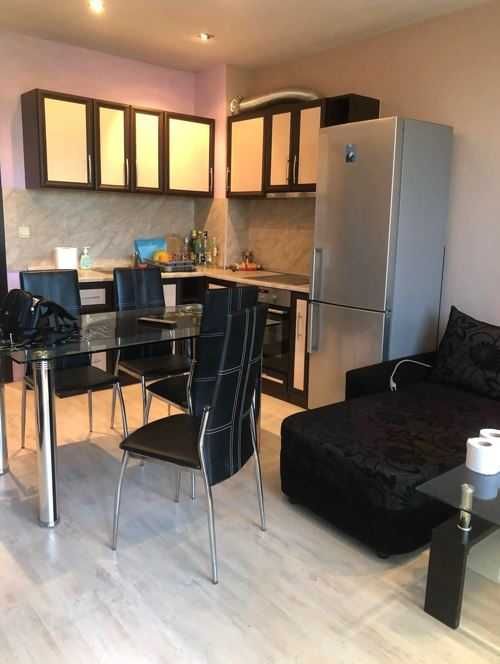 Дава се под наем Двустаен апартамент в Варна, Христо Ботев - 48 кв.м за 350 € - Снимка #2