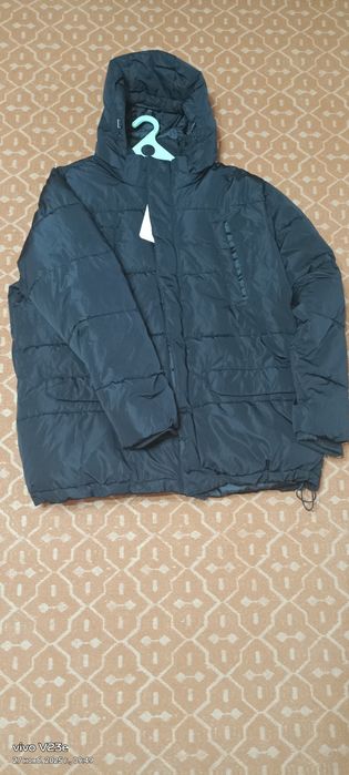 Продам новые мужские куртки