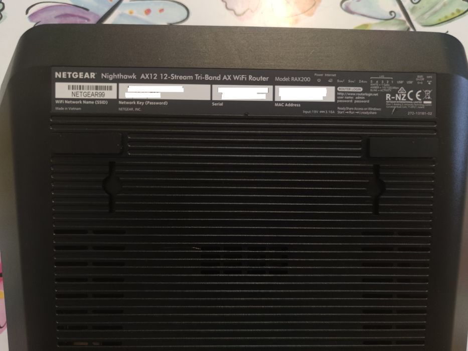 Безжичен рутер NETGEAR Nighthawk RAX200, AX11000