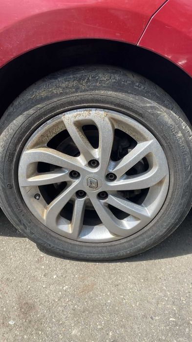 Dezmembrez Renault Megane 3 1.5 DCi an 2014