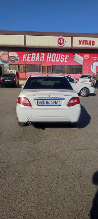 Nexia 2  kraska toza.  Ideal avtomobil kamchililk xarajatlari yoq