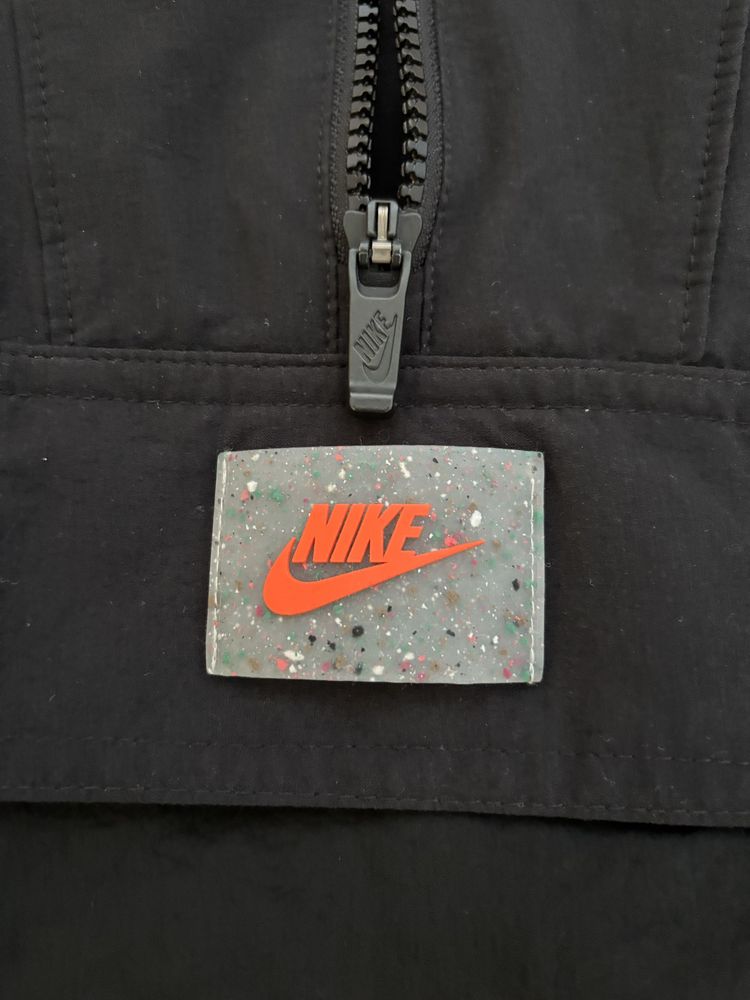 Ветровка nike xs/s