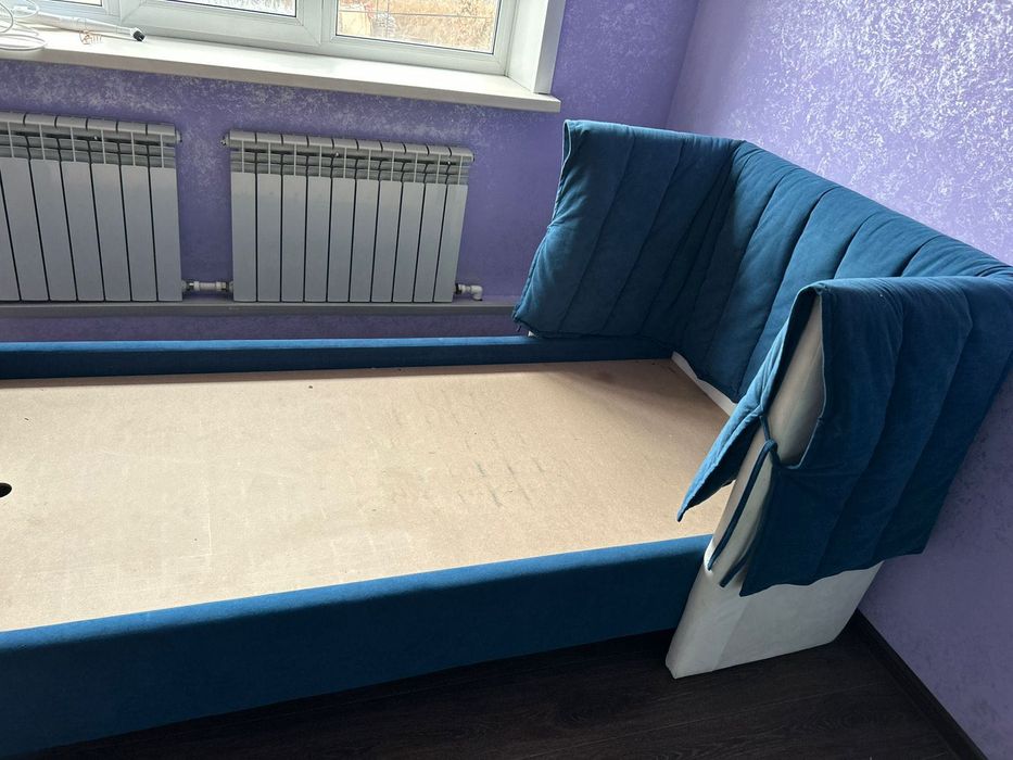 Продам кровать срочно