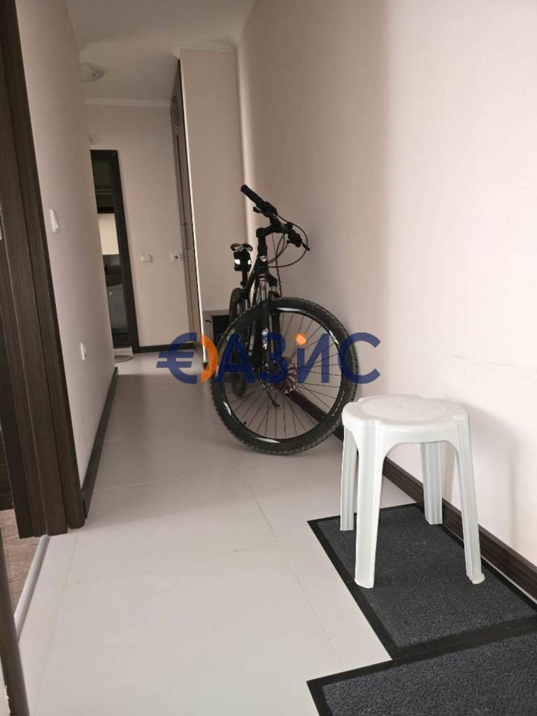 Продава се Тристаен апартамент в Несебър - 87 кв.м за 2012 €/кв.м - Снимка #9
