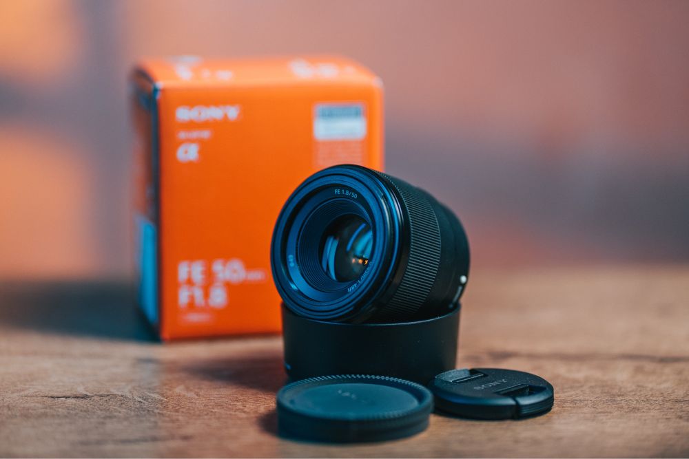 Обектив SONY FE 50mm f/1.8 в ГАРАНЦИЯ