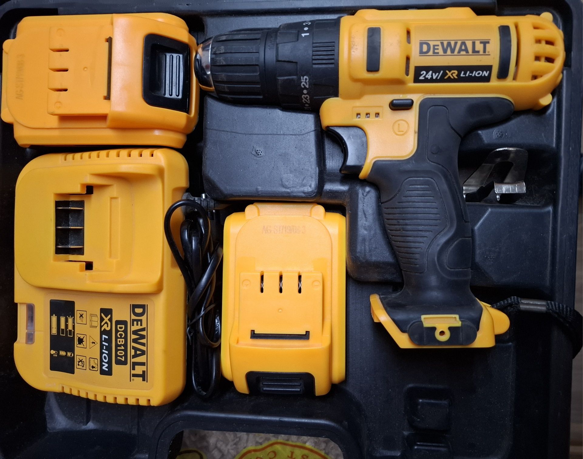Винтоверт Dewalt