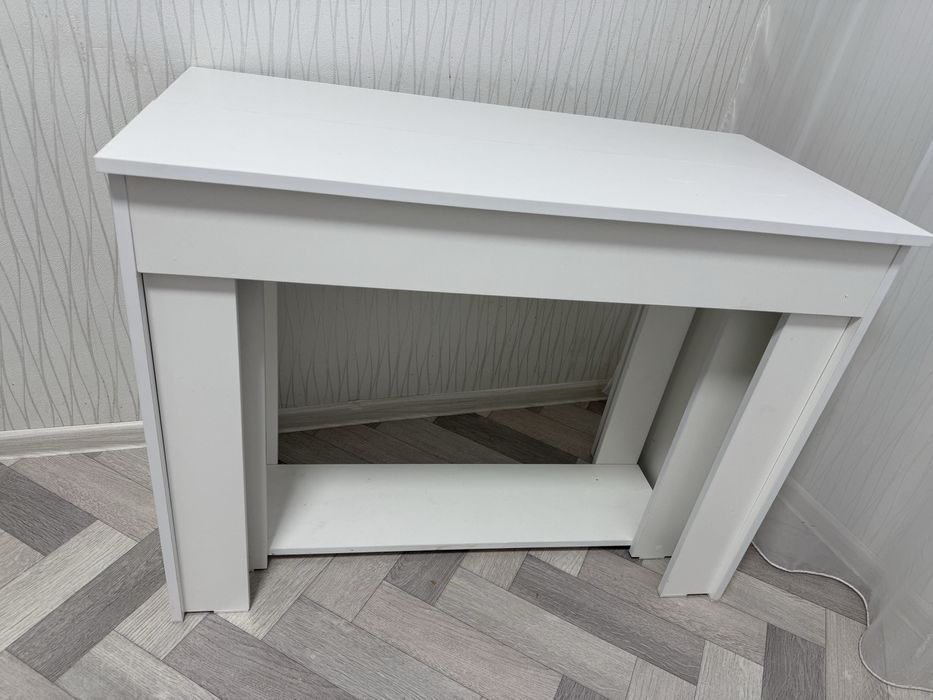 Продается раздвижной стол