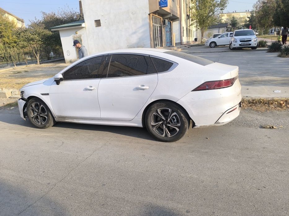 Продается Электромобиль BYD QIN Китаец не экспорт