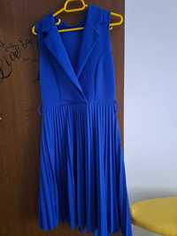 Rochie de culoare albastra