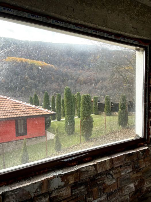 Къща в Трънския Балкан