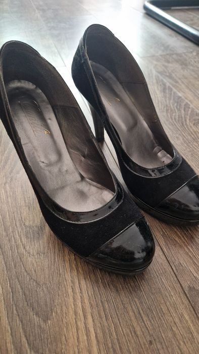 Pantofi cu toc, piele, mas. 39