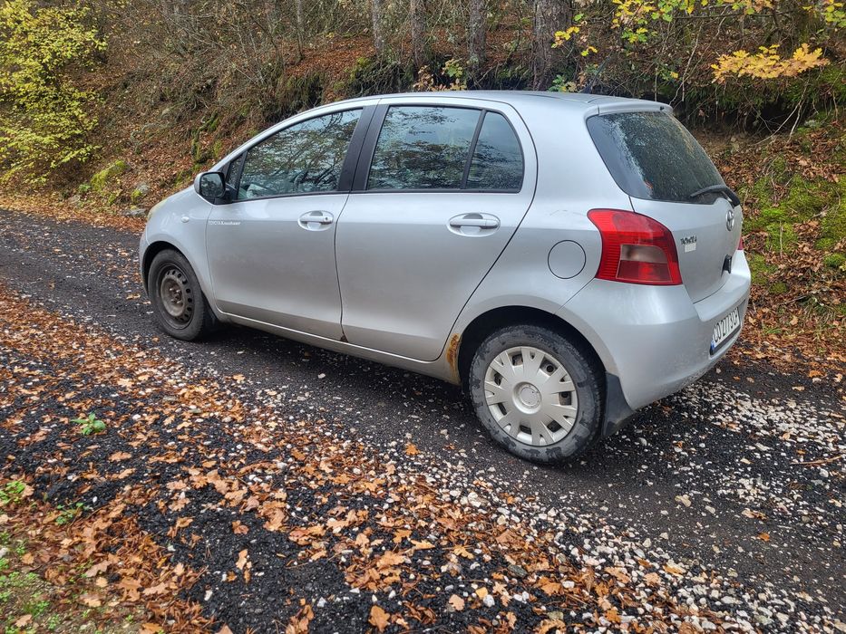 Продавам Тоуота Yaris 1.0i бензин/газ