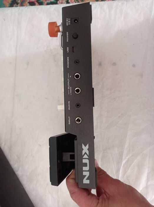 Gitara uchun pedal. Nux MG-400