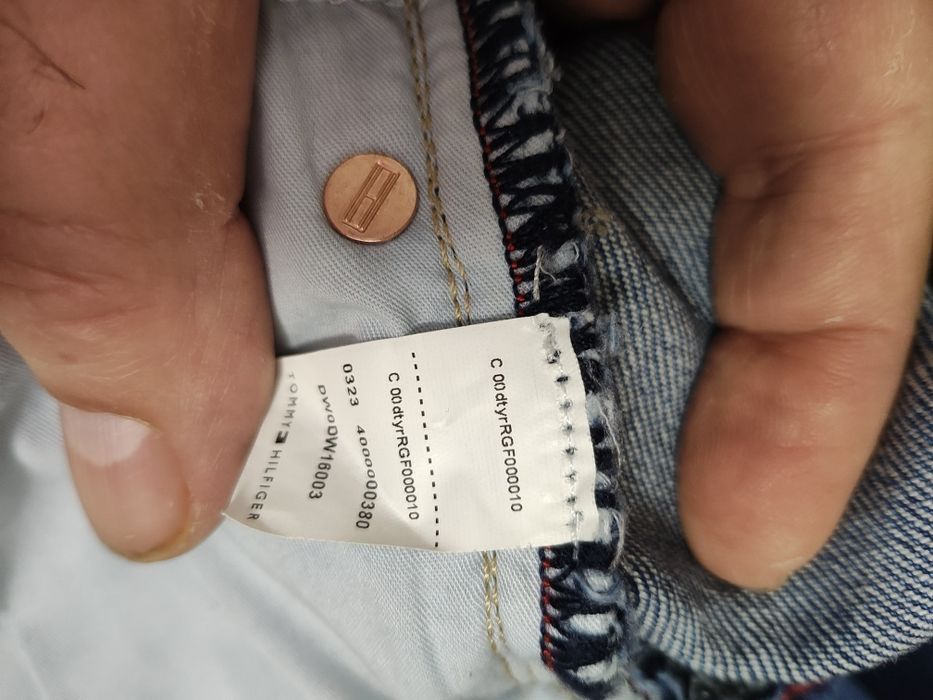 Blugi Tommy Hilfiger