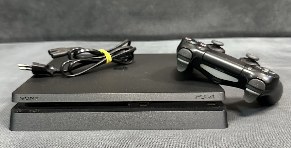 конзола SONY PlayStation 4 Slim 1TB
