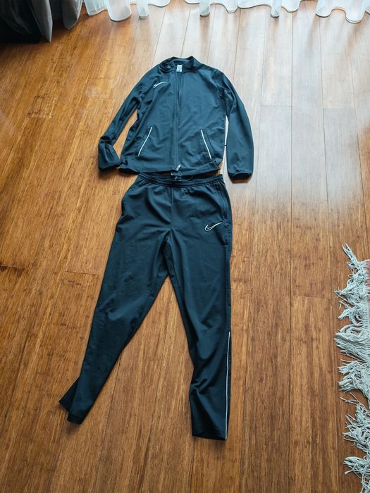 Мъжки черен анцунг