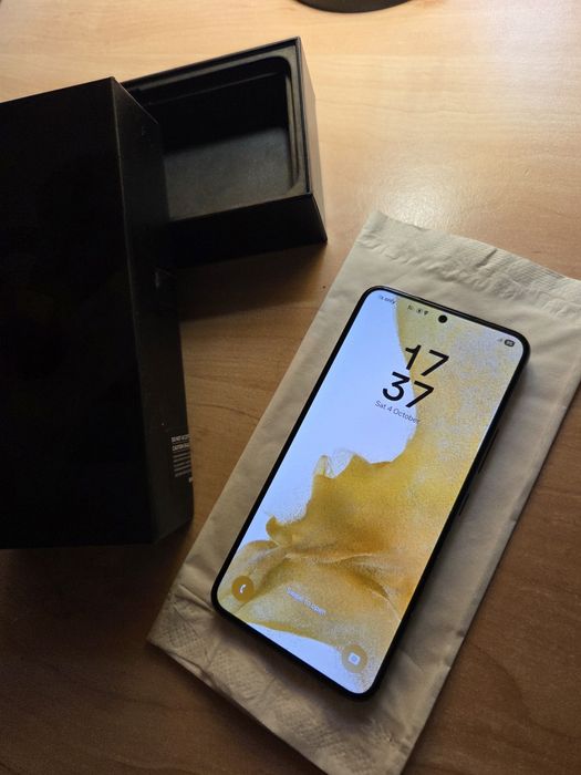 Samsung s22 128 gb ( Negru )