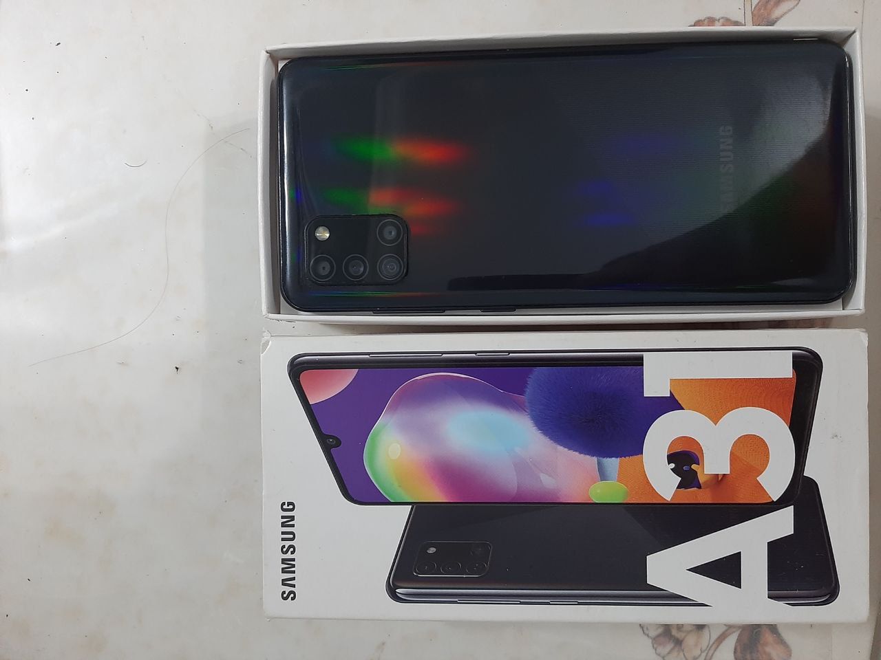 Продаётся мобильный телефон Samsung galaxy A31
