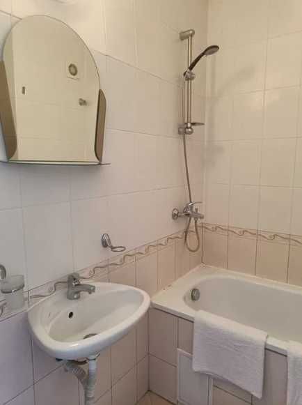 Дава се под наем Двустаен апартамент в Бургас, Сарафово - 62 кв.м за 204 € - Снимка #3