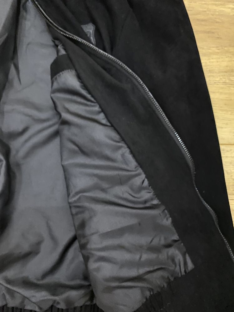 Куртка подростковая черная велюровая