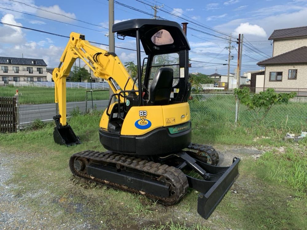 Мини экскаватор YANMAR B3 свежедоставлен из Японии