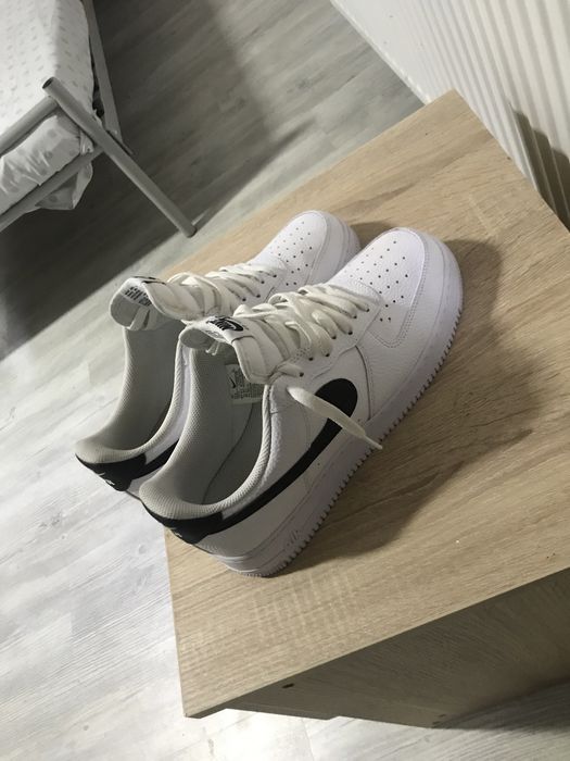 AIR FORCE 1 negociabil