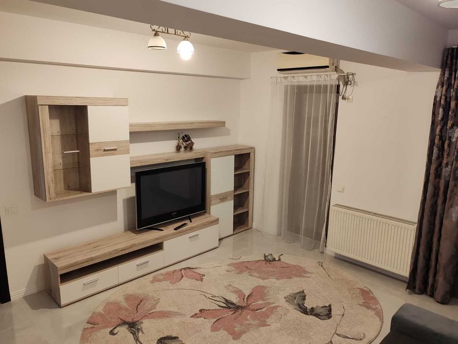 apartament 3 camere si garaj