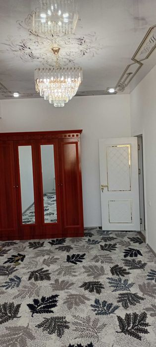 eski kritiy bozor tarafda 2 xona kvartira ijaraga beriladi