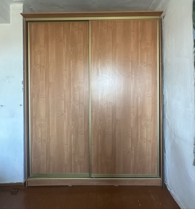 Продам шкаф купе