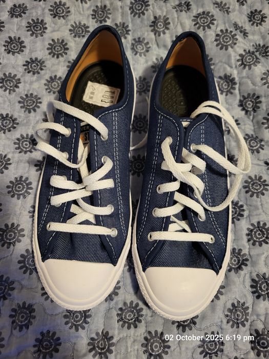 Teneși Converse măsura 36