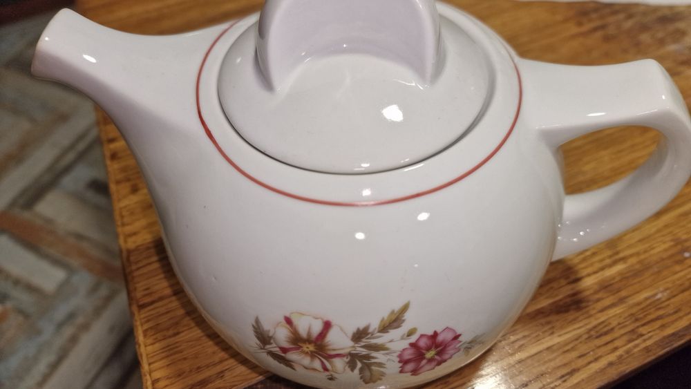 Порцеланови чайници